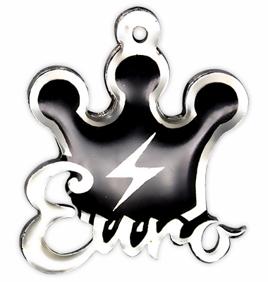 Chapa perro corona rayo